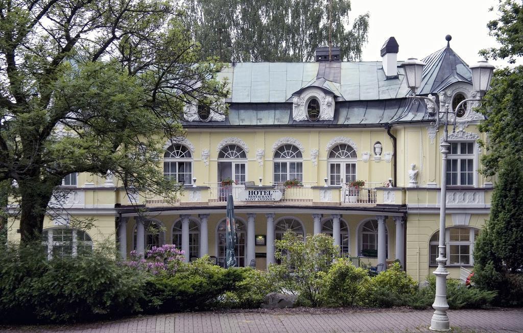 Hotel Saint Antonius マリアーンスケー・ラーズニェ エクステリア 写真